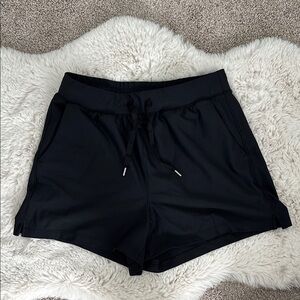 Old Navy High-Waisted PowerSoft Shorts 3-inch inseam Size M Black